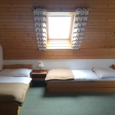 Smještaj na farmi Turisticna Kmetija Kosir